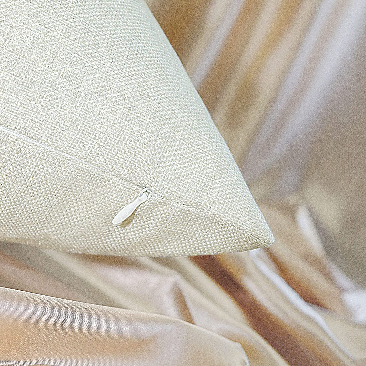 To My Wife Gifts Mothers Day Couple Pillowcase Valentines Day Gifts Anniversary Wedding Gifts for Her Throw Pillow Covers Wife Gifts from Husband Birthday Gifts Romantic Decorative Cushion Cover